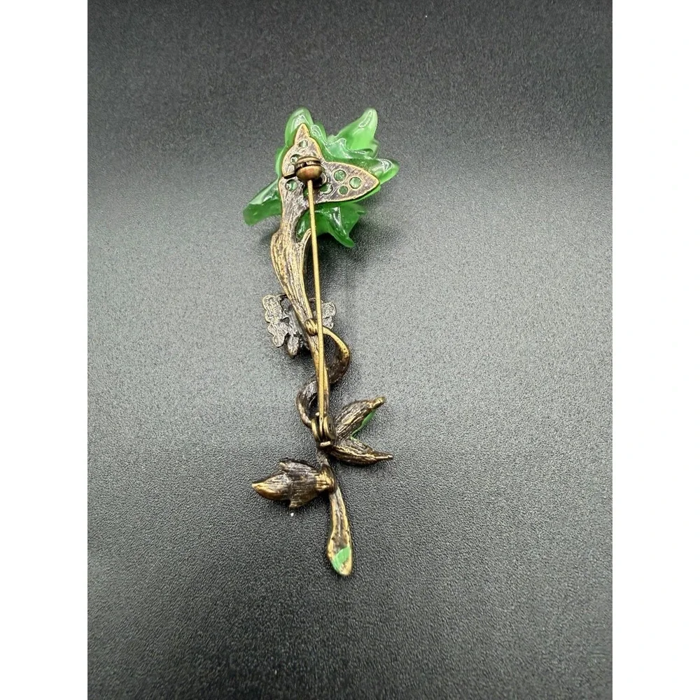 Vintage Flower Pin , Green Stones Butterfly Brass‎ Tone